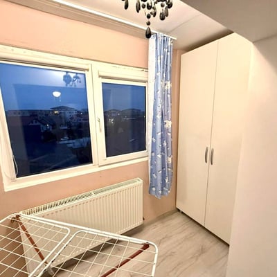 Miete einer gemütlichen Studio-Küche mit separatem Zimmer, Bukarest, Sektor 6, Rumänien